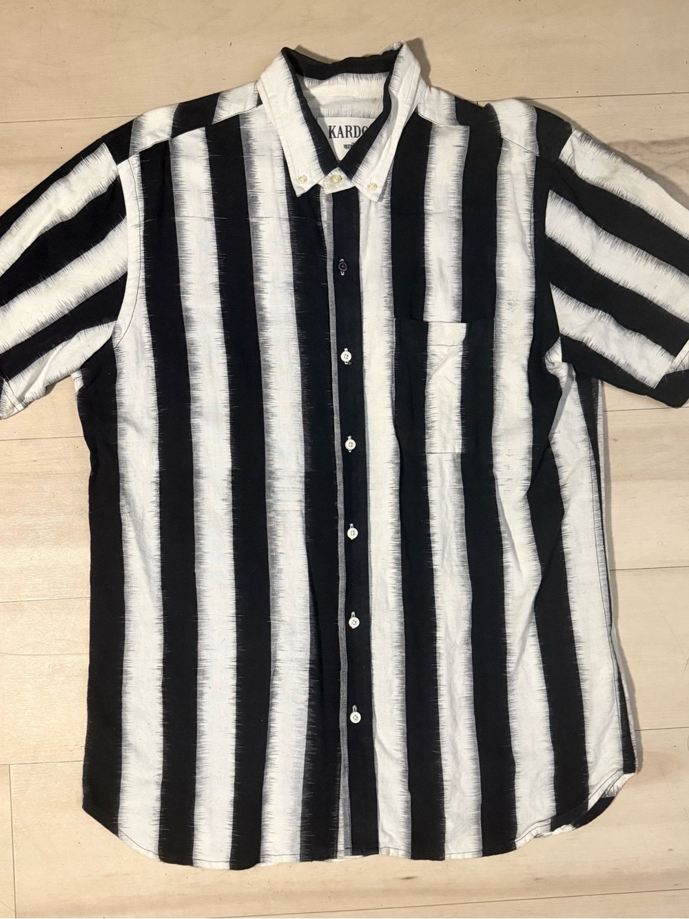 KARDO Black and White Vertical Stripe Short-Sleeve Button-Down Shirt